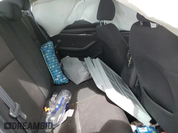 ✅ 2021 Mazda 3 S • VIN: 3MZBPAALXMM200581 • Lot: 84710515. Listed on Copart with 41,133 mi. Free auction sales archive from the USA and detailed vehicle history report at DreamBid. Image 10.