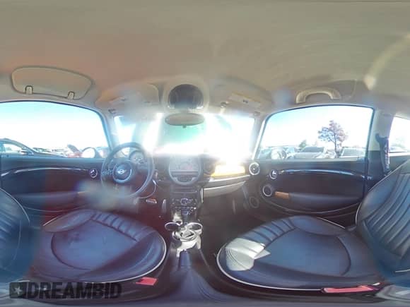 2011 MINI Hardtop S с VIN WMWSV3C55BTY10595, выставлен на аукционе Copart как лот 90296095 с пробегом 52 308 миль миль и Списание • Salvage title. История ставок и продаж доступна на DreamBid. Изображение 15.