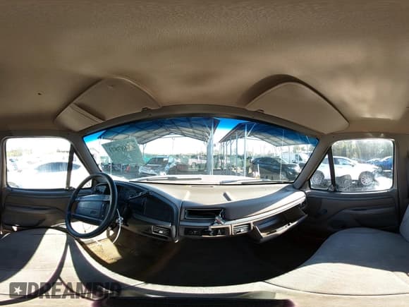 ✅ 1994 Ford F-150 • VIN: 1FTEX15H1RKB02771 • Lot: 43487871. Wystawiony na IAAI z przebiegiem 171 351 mil. Bezpłatny archiwum sprzedaży aukcyjnych z USA i szczegółowy raport historii pojazdu na DreamBid. Zdjęcie 19.