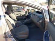 ✅ 2011 Toyota Prius I • VIN: JTDKN3DU9B5300585 • Lot: 43591991. Wystawiony na IAAI z przebiegiem 398 449 mil. Bezpłatny archiwum sprzedaży aukcyjnych z USA i szczegółowy raport historii pojazdu na DreamBid. Zdjęcie 5.