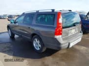 ✅ 2006 Volvo XC70 • VIN: YV4SZ592161223468 • Lot: 43721643. Listed on IAAI with 162,214 mi. Free auction sales archive from the USA and detailed vehicle history report at DreamBid. Image 3.