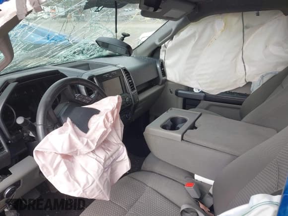 ✅ 2018 Ford F-150 Lariat • VIN: 1FTEW1EG2JKG05367 • Lot: 43691664. Wystawiony na IAAI z przebiegiem 139 014 mil. Bezpłatny archiwum sprzedaży aukcyjnych z USA i szczegółowy raport historii pojazdu na DreamBid. Zdjęcie 5.