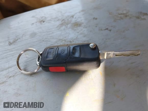 ✅ 2010 Volkswagen Jetta SE • VIN: 3VWRX7AJ4AM030312 • Lot: 41304990. Listed on IAAI with 204,910 mi. Free auction sales archive from the USA and detailed vehicle history report at DreamBid. Image 11.