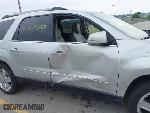 ✅ 2017 GMC Acadia Limited • VIN: 1GKKRSKD7HJ246239 • Lot: 42374059. Listed on IAAI with 125,513 mi. Free auction sales archive from the USA and detailed vehicle history report at DreamBid. Image 6.