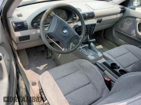 ✅ 1996 BMW 3 Series 318ti • VIN: WBACG8326TAU35914 • Лот: 59820155. Опубликован ранее на Copart с пробегом 160 536 миль. Бесплатный доступ к архиву аукционных продаж из США и подробный отчёт об истории автомобиля на DreamBid. Изображение 8.