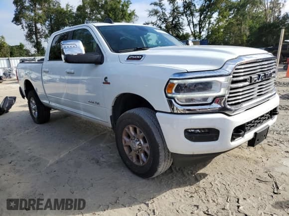 ✅ 2024 Ram 2500 Laramie • VIN: 3C6UR5FL0RG355174 • Lot: 82612145. Listed on Copart with 22,099 mi. Free auction sales archive from the USA and detailed vehicle history report at DreamBid. Image 4.