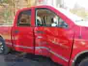 2004 Dodge 1500 SLT с VIN 1D7HA18N64J154045, выставлен на аукционе IAAI как лот 43588549 с пробегом 235 780 миль миль и . История ставок и продаж доступна на DreamBid. Изображение 6.