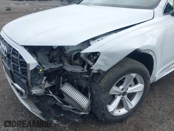 ✅ 2022 Audi Q7 Premium • VIN: WA1AXBF76ND012406 • Лот: 43633888. Опубликован ранее на IAAI с пробегом 42 874 миль. Бесплатный доступ к архиву аукционных продаж из США и подробный отчёт об истории автомобиля на DreamBid. Изображение 6.