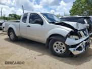 ✅ 2010 Nissan Frontier XE • VIN: 1N6BD0CTXAC413835 • Лот: 58065435. Опубликован ранее на Copart с пробегом Не указан. Бесплатный доступ к архиву аукционных продаж из США и подробный отчёт об истории автомобиля на DreamBid. Изображение 4.