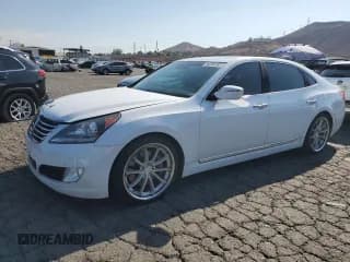 ✅ 2015 Hyundai Equus Signature • VIN: KMHGH4JHXFU094453 • Лот: 84204765. Опубликован ранее на Copart с пробегом 133 372 миль. Бесплатный доступ к архиву аукционных продаж из США и подробный отчёт об истории автомобиля на DreamBid. Изображение 1.