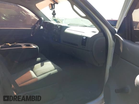 ✅ 2007 Chevrolet Silverado 1500 Work Truck • VIN: 1GCEC19X87Z653149 • Лот: 42849538. Опубликован ранее на IAAI с пробегом 195 129 миль. Бесплатный доступ к архиву аукционных продаж из США и подробный отчёт об истории автомобиля на DreamBid. Изображение 5.