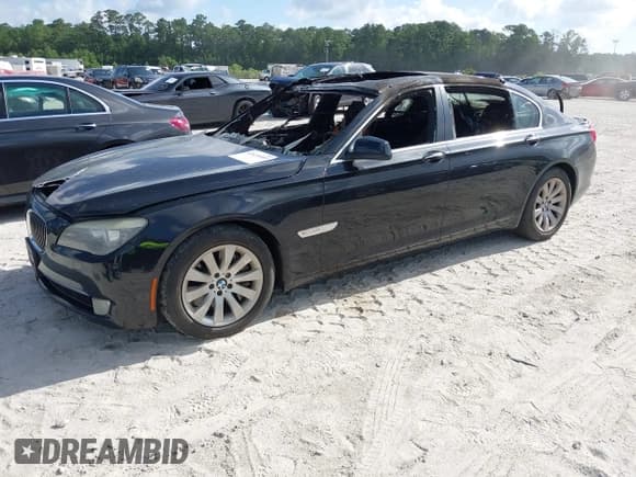 ✅ 2011 BMW 7 Series 750Li • VIN: WBAKB8C55BCY66669 • Лот: 42634989. Опубликован ранее на IAAI с пробегом Не указан. Бесплатный доступ к архиву аукционных продаж из США и подробный отчёт об истории автомобиля на DreamBid. Изображение 2.