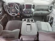 ✅ 2022 Chevrolet Silverado 2500HD LT • VIN: 1GC1YNEY2NF342112 • Lot: 63071945. Wystawiony na Copart z przebiegiem 61 076 mil. Bezpłatny archiwum sprzedaży aukcyjnych z USA i szczegółowy raport historii pojazdu na DreamBid. Zdjęcie 8.