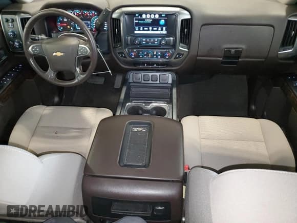 ✅ 2018 Chevrolet Silverado 1500 LT • VIN: 1GCVKREC6JZ186678 • Lot: 82384225. Listed on Copart with 114,879 mi. Free auction sales archive from the USA and detailed vehicle history report at DreamBid. Image 8.