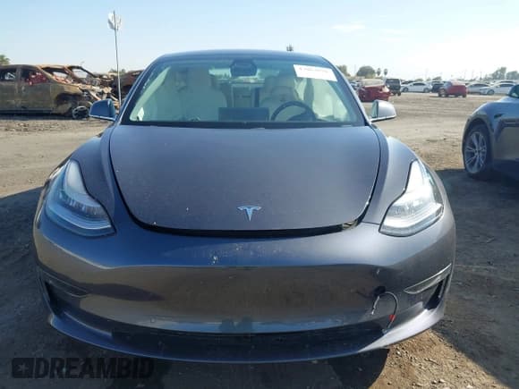 ✅ 2019 Tesla Model 3 Long Range • VIN: 5YJ3E1EB6KF195542 • Lot: 43063078. Listed on IAAI with 95,837 mi. Free auction sales archive from the USA and detailed vehicle history report at DreamBid. Image 12.