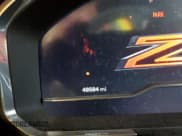 ✅ 2022 Chevrolet Silverado 1500 RST • VIN: 2GCUDEED2N1517956 • Lot: 69845685. Wystawiony na Copart z przebiegiem 49 594 mil. Bezpłatny archiwum sprzedaży aukcyjnych z USA i szczegółowy raport historii pojazdu na DreamBid. Zdjęcie 9.