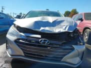 ✅ 2019 Hyundai Elantra SE • VIN: 5NPD74LF4KH449031 • Lot: 43427089. Listed on IAAI with 88,127 mi. Free auction sales archive from the USA and detailed vehicle history report at DreamBid. Image 12.