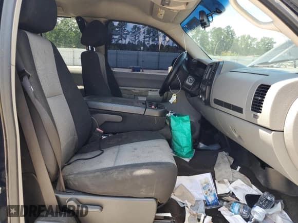 ✅ 2008 Chevrolet Silverado 1500 Work Truck • VIN: 1GCEC19CX8Z247498 • Lot: 68021084. Listed on Copart with 274,198 mi. Free auction sales archive from the USA and detailed vehicle history report at DreamBid. Image 7.