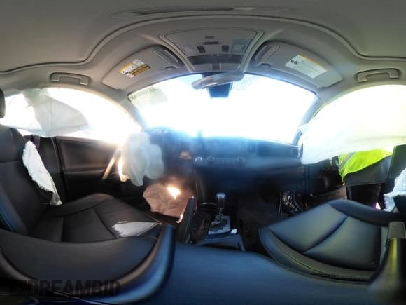 ✅ 2016 Toyota RAV4 Limited • VIN: JTMDJREV7GD006887 • Лот: 43383015. Опубликован ранее на IAAI с пробегом 76 131 миль. Бесплатный доступ к архиву аукционных продаж из США и подробный отчёт об истории автомобиля на DreamBid. Изображение 18.