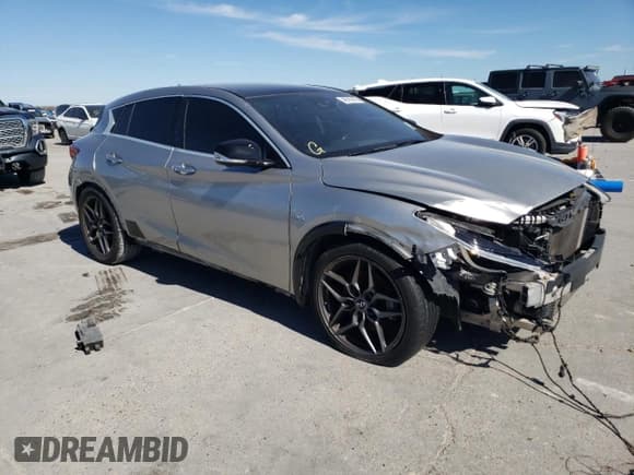 ✅ 2017 Infiniti QX30 Sport • VIN: SJKCH5CP8HA022312 • Lot: 49707675. Wystawiony na Copart z przebiegiem 115 746 mil. Bezpłatny archiwum sprzedaży aukcyjnych z USA i szczegółowy raport historii pojazdu na DreamBid. Zdjęcie 4.