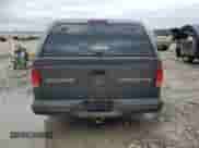 2004 Dodge Dakota Sport z VIN 1D7GL32NX4S584715, wystawiony jako Copart lot #54146225 z przebiegiem Nie podano mil oraz Nie do naprawy • Non repairable. Historia ofert i sprzedaży dostępna na DreamBid. Obrazek 6.