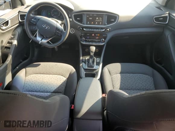 ✅ 2017 Hyundai Ioniq SEL • VIN: KMHC75LC3HU028547 • Lot: 72540474. Wystawiony na Copart z przebiegiem 83 284 mil. Bezpłatny archiwum sprzedaży aukcyjnych z USA i szczegółowy raport historii pojazdu na DreamBid. Zdjęcie 8.