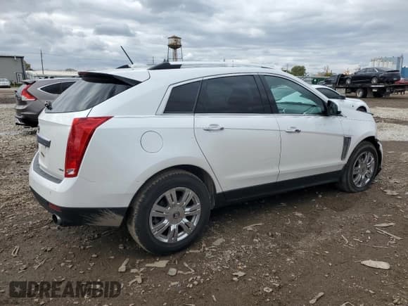 ✅ 2015 Cadillac SRX Luxury Collection • VIN: 3GYFNEE39FS527865 • Lot: 82683055. Listed on Copart with 90,171 mi. Free auction sales archive from the USA and detailed vehicle history report at DreamBid. Image 3.