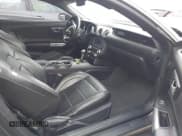 ✅ 2015 Ford Mustang V6 • VIN: 1FA6P8AM3F5355512 • Lot: 43756482. Wystawiony na IAAI z przebiegiem 135 283 mil. Bezpłatny archiwum sprzedaży aukcyjnych z USA i szczegółowy raport historii pojazdu na DreamBid. Zdjęcie 5.