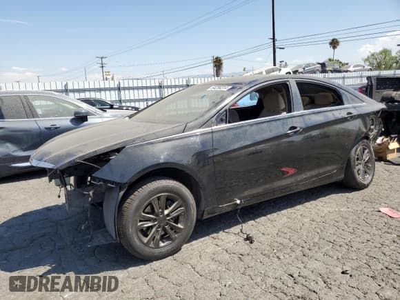 ✅ 2013 Hyundai Sonata GLS • VIN: 5NPEB4AC6DH537089 • Lot: 64256314. Wystawiony na Copart z przebiegiem Nie podano. Bezpłatny archiwum sprzedaży aukcyjnych z USA i szczegółowy raport historii pojazdu na DreamBid. Zdjęcie 1.