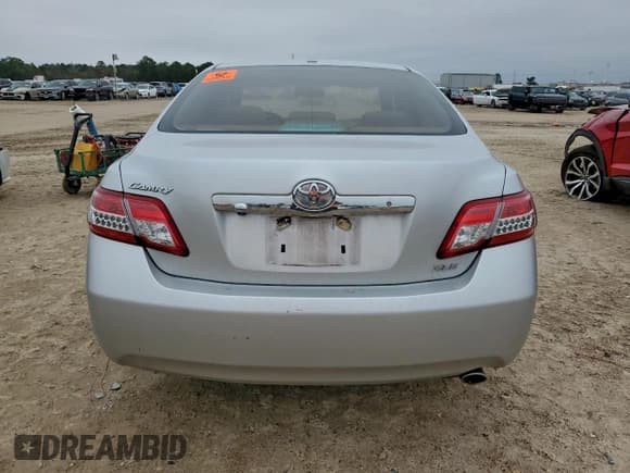 ✅ 2010 Toyota Camry • VIN: 4T1BF3EKXAU101085 • Lot: 94702765. Wystawiony na Copart z przebiegiem 48 231 mil. Bezpłatny archiwum sprzedaży aukcyjnych z USA i szczegółowy raport historii pojazdu na DreamBid. Zdjęcie 6.