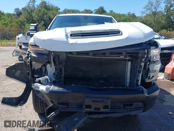 ✅ 2021 Chevrolet Silverado 2500HD Work Truck • VIN: 1GC0WLE74MF110381 • Lot: 43450433. Listed on IAAI with 172,393 mi. Free auction sales archive from the USA and detailed vehicle history report at DreamBid. Image 12.