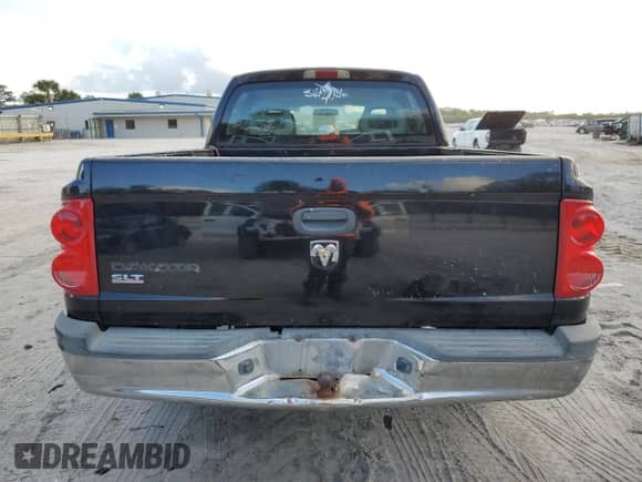 2006 Dodge Dakota SLT with VIN 1D7HE48K16S569329, listed as a Copart auction lot 80106734 with 173,939 mi miles and Clean title. Bid and sale history available at DreamBid. Image 6.