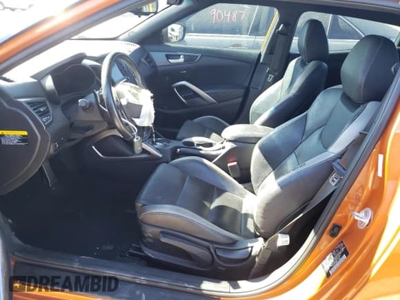 ✅ 2016 Hyundai Veloster Turbo • VIN: KMHTC6AE0GU291485 • Лот: 68763354. Опубликован ранее на Copart с пробегом 54 837 миль. Бесплатный доступ к архиву аукционных продаж из США и подробный отчёт об истории автомобиля на DreamBid. Изображение 7.