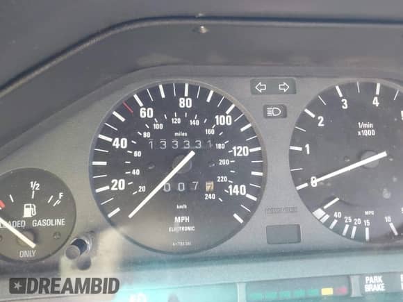 1992 BMW 3 Series с VIN WBABB2311NEC29932, выставлен на аукционе IAAI как лот 43605320 с пробегом 133 331 миль миль и . История ставок и продаж доступна на DreamBid. Изображение 7.