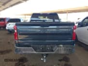 ✅ 2022 Chevrolet Silverado 1500 LT • VIN: 1GCPWCED5NZ105212 • Lot: 43572577. Wystawiony na IAAI z przebiegiem 54 972 mil. Bezpłatny archiwum sprzedaży aukcyjnych z USA i szczegółowy raport historii pojazdu na DreamBid. Zdjęcie 16.