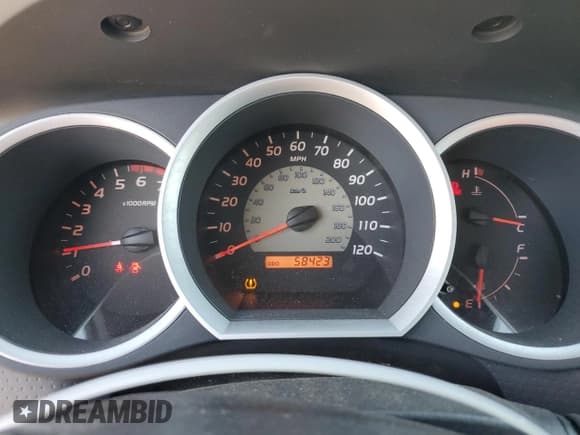 ✅ 2011 Toyota Tacoma • VIN: 5TFPX4EN1BX001738 • Lot: 86998465. Listed on Copart with 58,423 mi. Free auction sales archive from the USA and detailed vehicle history report at DreamBid. Image 9.