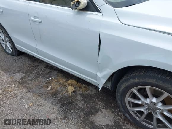 ✅ 2012 Audi Q5 Premium Plus • VIN: WA1LFAFP9CA047137 • Lot: 42182350. Listed on IAAI with 153,157 mi. Free auction sales archive from the USA and detailed vehicle history report at DreamBid. Image 6.