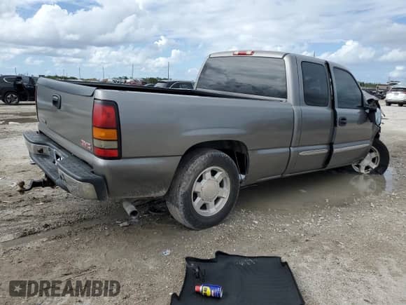 2006 GMC Sierra 1500 SLE1 with VIN 1GTEC19V86Z222677, listed as a Copart auction lot 77193114 with Not provided miles and Salvage title. Bid and sale history available at DreamBid. Image 3.