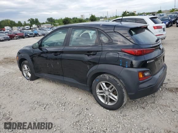 ✅ 2020 Hyundai Kona SE • VIN: KM8K12AA2LU408971 • Лот: 66730344. Опубликован ранее на Copart с пробегом 57 564 миль. Бесплатный доступ к архиву аукционных продаж из США и подробный отчёт об истории автомобиля на DreamBid. Изображение 2.