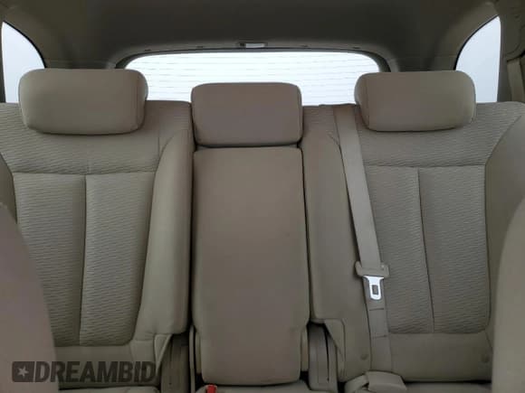 ✅ 2008 Hyundai Santa Fe GLS • VIN: 5NMSG13DX8H185422 • Lot: 85086684. Listed on Copart with 207,595 mi. Free auction sales archive from the USA and detailed vehicle history report at DreamBid. Image 10.