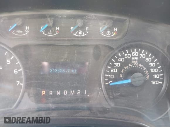 ✅ 2014 Ford F-150 XL • VIN: 1FTFX1EF5EKF74002 • Lot: 42780950. Wystawiony na IAAI z przebiegiem 213 453 mil. Bezpłatny archiwum sprzedaży aukcyjnych z USA i szczegółowy raport historii pojazdu na DreamBid. Zdjęcie 7.