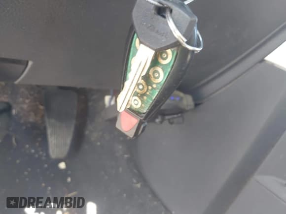 ✅ 2010 Dodge 1500 TRX • VIN: 1D7RV1GT1AS129195 • Lot: 41983884. Wystawiony na IAAI z przebiegiem 224 606 mil. Bezpłatny archiwum sprzedaży aukcyjnych z USA i szczegółowy raport historii pojazdu na DreamBid. Zdjęcie 11.