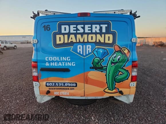 ✅ 2018 Nissan NV Cargo SV • VIN: 1N6BF0KM4JN814399 • Lot: 95324385. Listed on Copart with 124,103 mi. Free auction sales archive from the USA and detailed vehicle history report at DreamBid. Image 6.