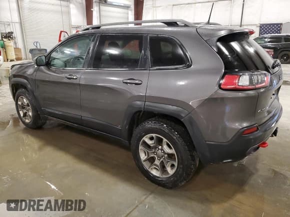 ✅ 2019 Jeep Cherokee Trailhawk • VIN: 1C4PJMBX4KD361224 • Лот: 92129615. Опубликован ранее на Copart с пробегом 80 253 миль. Бесплатный доступ к архиву аукционных продаж из США и подробный отчёт об истории автомобиля на DreamBid. Изображение 2.