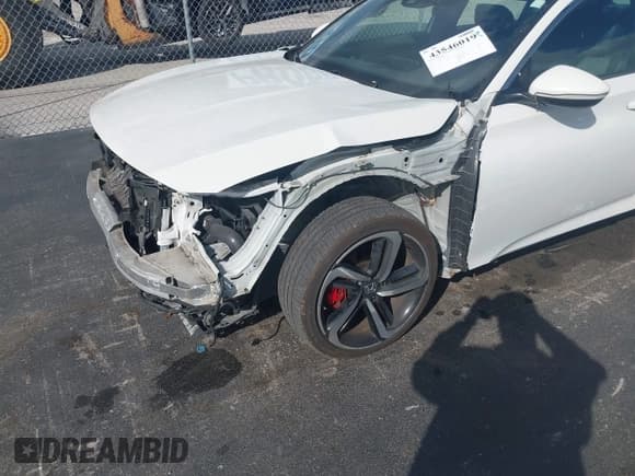 ✅ 2018 Honda Accord Sport • VIN: 1HGCV1F31JA238992 • Lot: 43546019. Listed on IAAI with 75,414 mi. Free auction sales archive from the USA and detailed vehicle history report at DreamBid. Image 6.