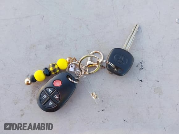 ✅ 2012 Toyota Sienna LE • VIN: 5TDKK3DC8CS240083 • Lot: 43556901. Listed on IAAI with 169,377 mi. Free auction sales archive from the USA and detailed vehicle history report at DreamBid. Image 11.