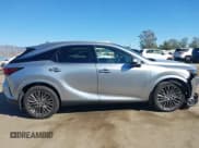 ✅ 2024 Lexus RX 350 Premium Plus • VIN: 2T2BAMCA3RC056921 • Lot: 43530590. Wystawiony na IAAI z przebiegiem 21 887 mil. Bezpłatny archiwum sprzedaży aukcyjnych z USA i szczegółowy raport historii pojazdu na DreamBid. Zdjęcie 13.