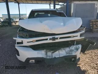 ✅ 2020 Chevrolet Silverado 1500 RST • VIN: 3GCPWDED5LG369355 • Lot: 74684554. Wystawiony na Copart z przebiegiem 91 605 mil. Bezpłatny archiwum sprzedaży aukcyjnych z USA i szczegółowy raport historii pojazdu na DreamBid. Zdjęcie 5.