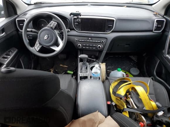 ✅ 2022 Kia Sportage LX • VIN: KNDPMCAC1N7963937 • Lot: 90075655. Wystawiony na Copart z przebiegiem 54 313 mil. Bezpłatny archiwum sprzedaży aukcyjnych z USA i szczegółowy raport historii pojazdu na DreamBid. Zdjęcie 8.