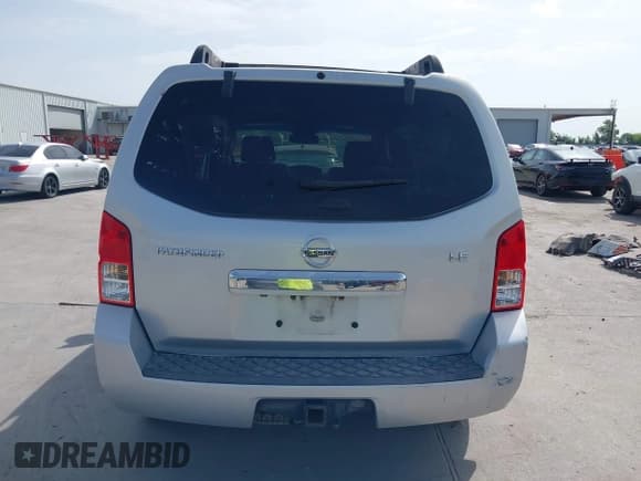 ✅ 2009 Nissan Pathfinder SE • VIN: 5N1AR18U49C614158 • Лот: 42244751. Опубликован ранее на IAAI с пробегом 162 040 миль. Бесплатный доступ к архиву аукционных продаж из США и подробный отчёт об истории автомобиля на DreamBid. Изображение 17.